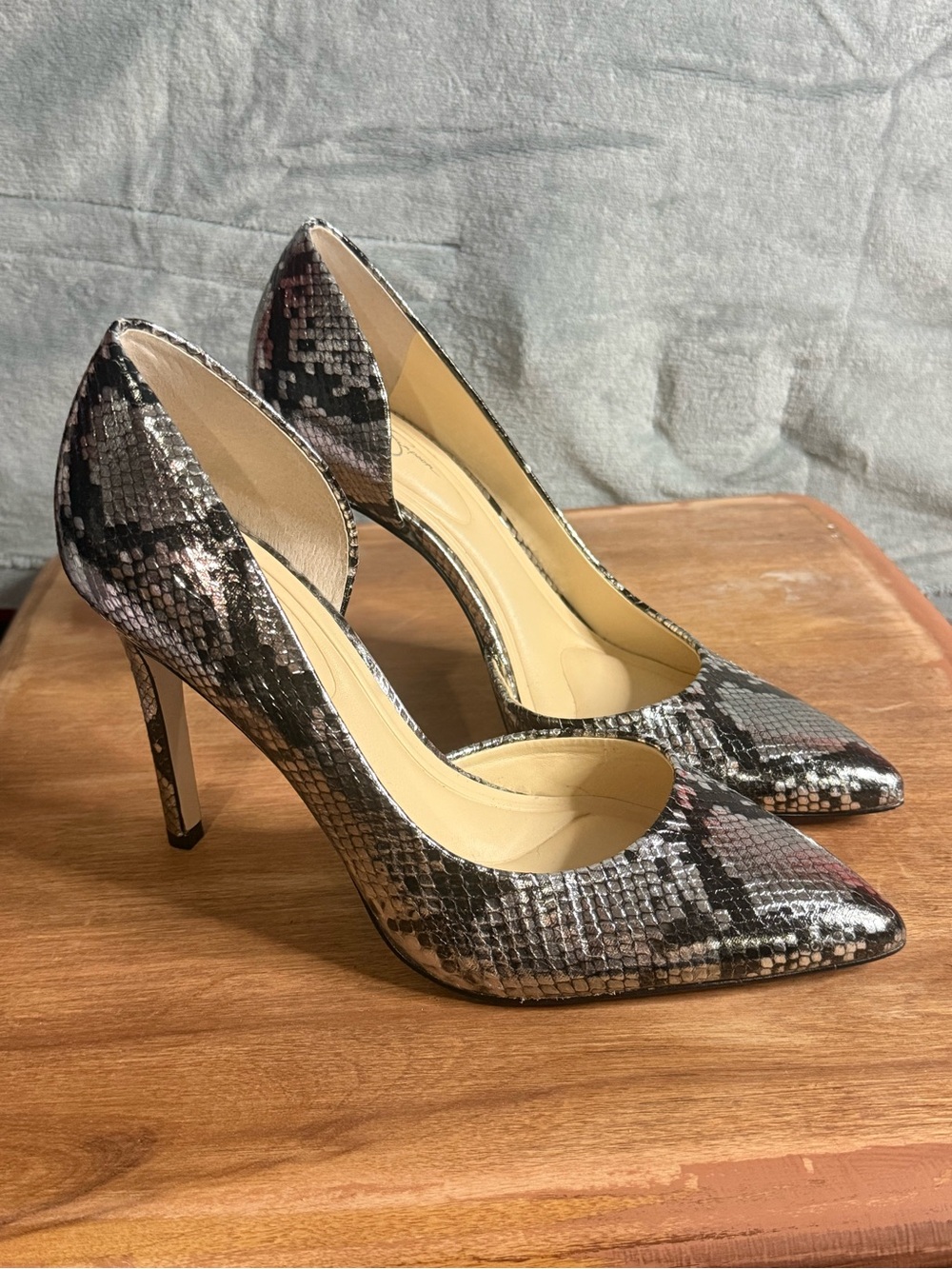Jessica Simpson Women's Snake-Print Pointed Toe High Heels - Black/Gray